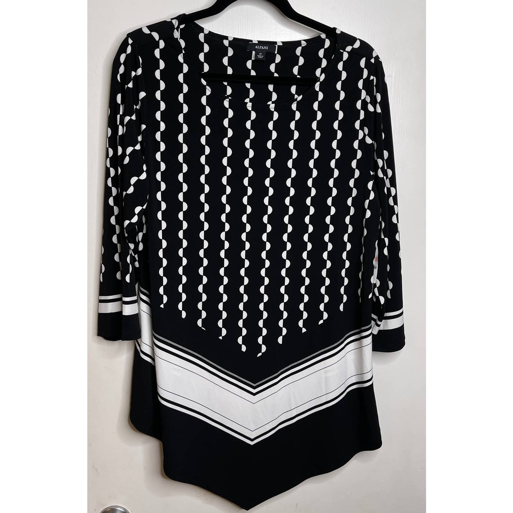 Alfani Plus Size Women's Printed V Hem Blouse Top Black 3/4 Sleeve 1X 2X